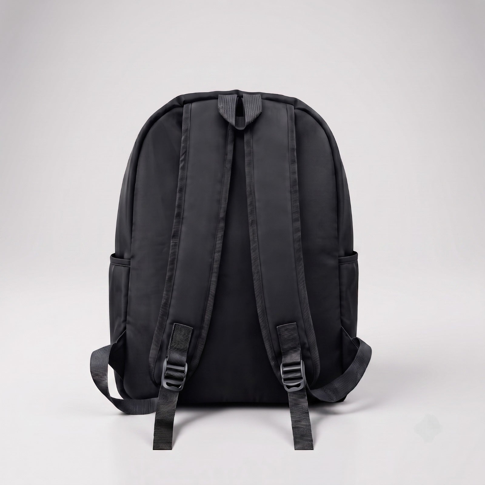 La Haasil laptop bag back view, padded shoulder straps and breathable mesh panel