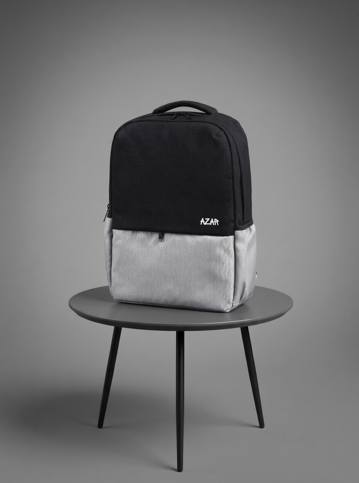 Black & Silver | on_table